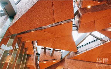 网上配资炒股收入合法吗？一文详解配资炒股与合法配股规定