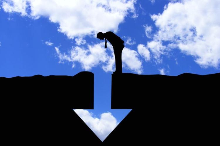 A股上涨场外配资蠢蠢欲动，10倍杠杆再现，散户需警惕