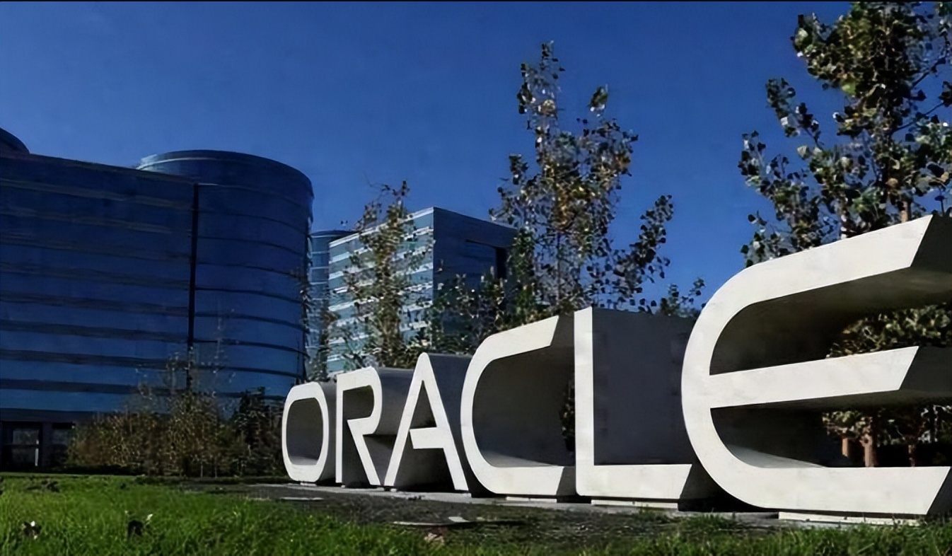 贝莱德资金赎回限制_私募信贷风险_金融杠杆