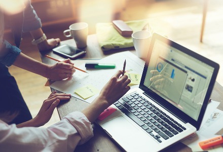 免息配资平台_高杠杆股票配资骗局_场外配资风险